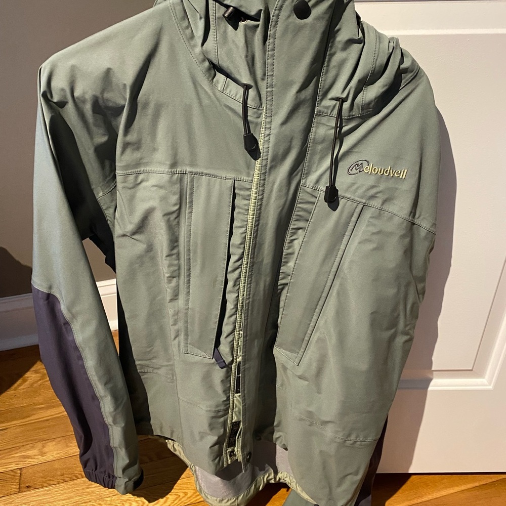 Cloudveil men’s medium ski jacket shell RARE!!! Discontinued brand
